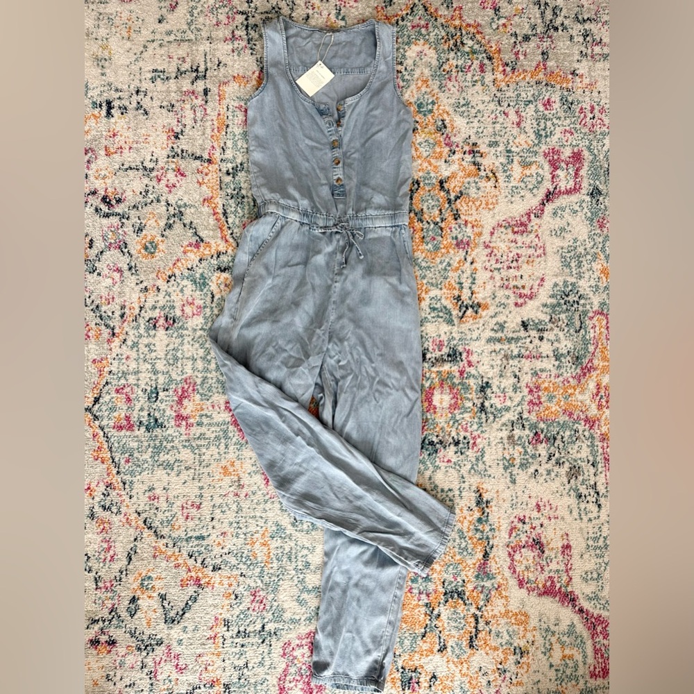 New with tags chambray romper